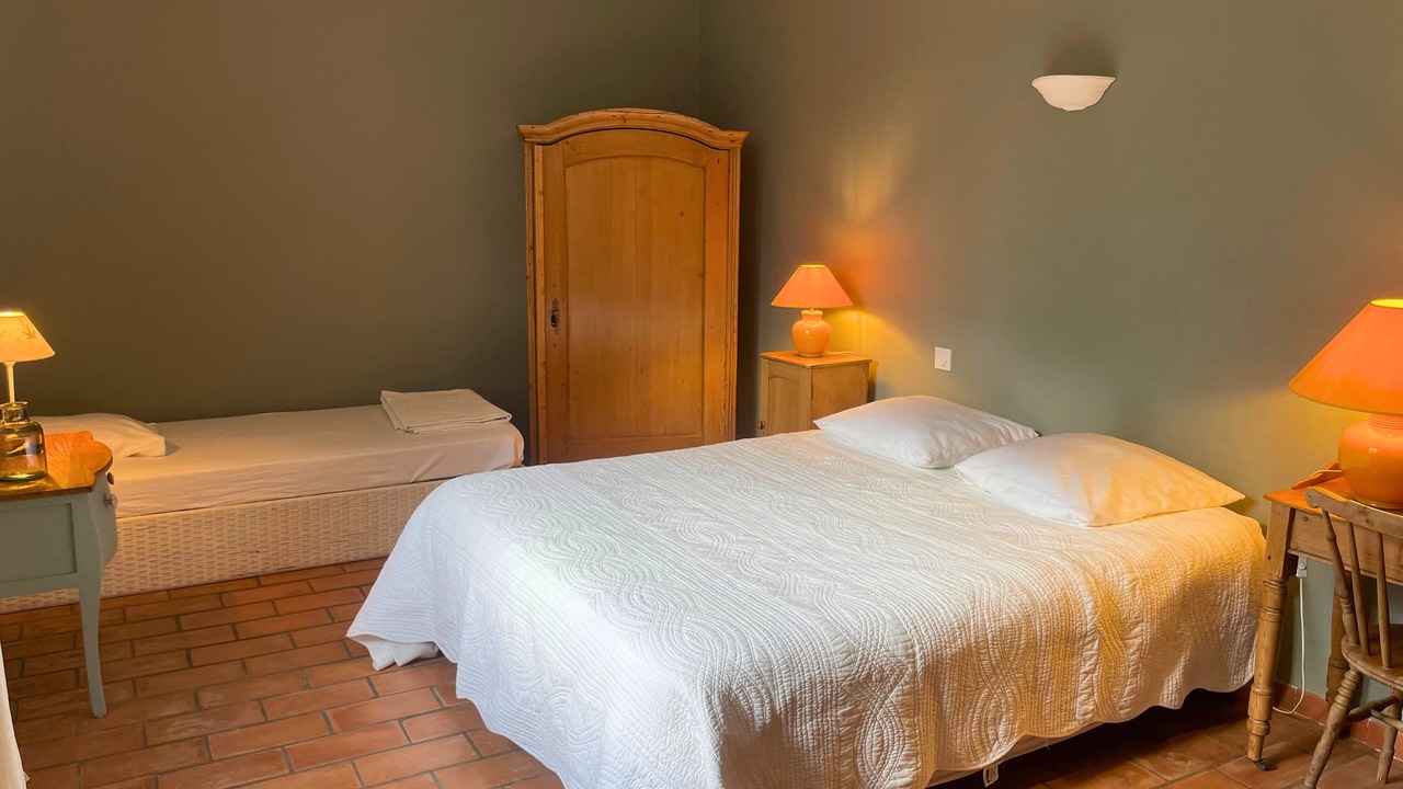 Photo of Bedroom in Caderousse