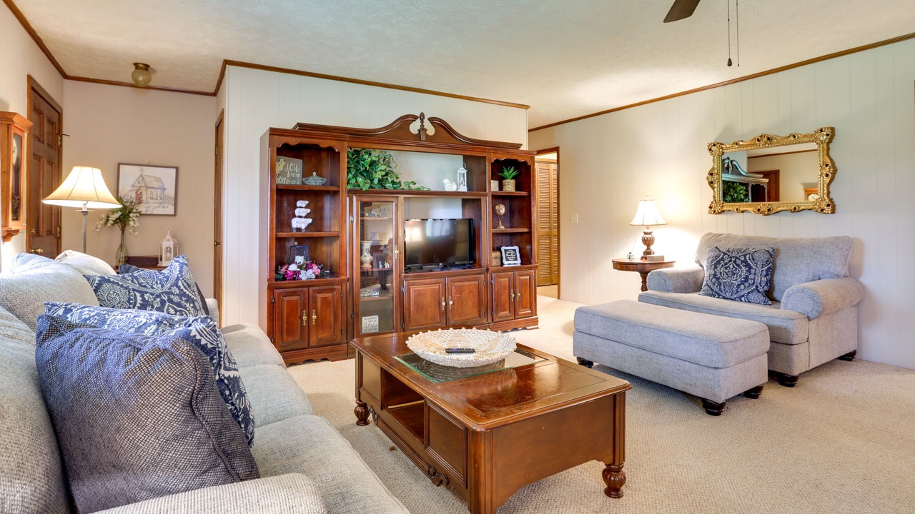 Photo of Livingroom in Cartersville