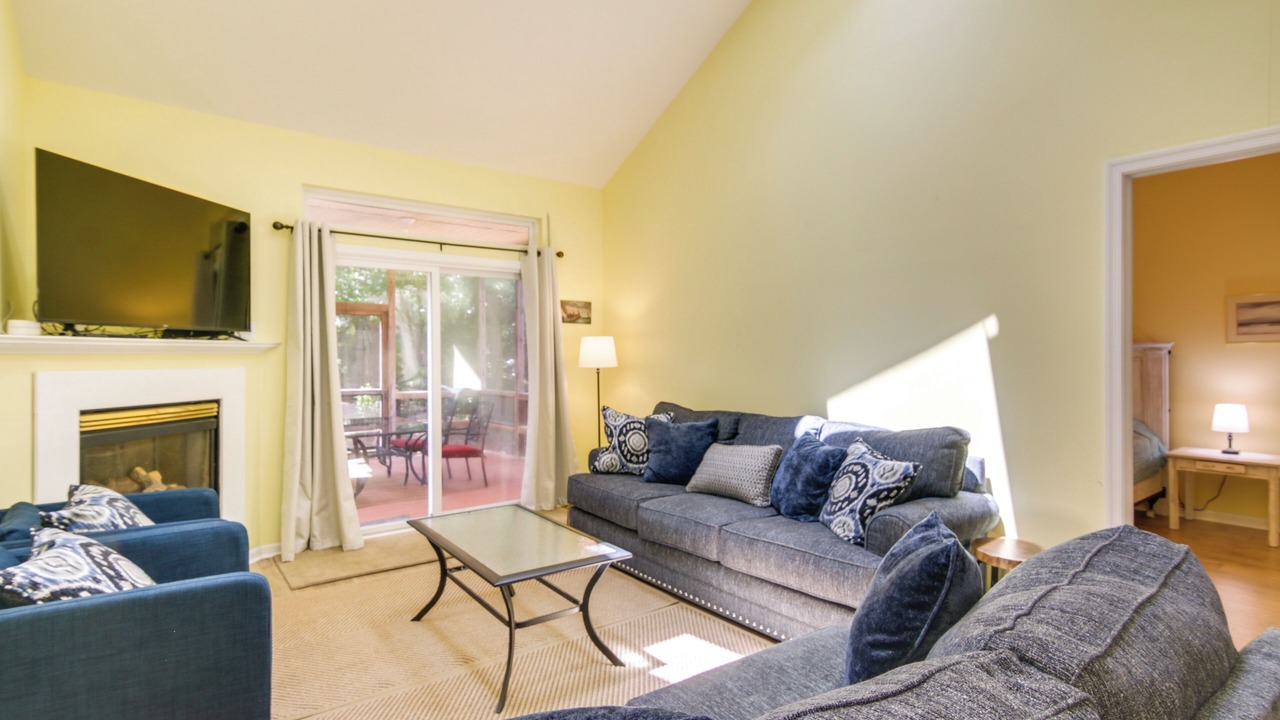 Photo of Livingroom in Ocean Pines