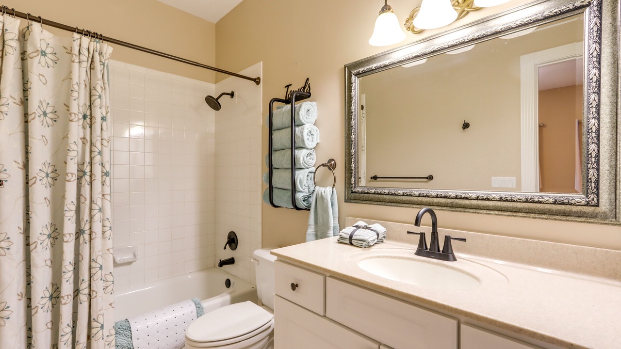 Photo of Bathroom in Camdenton
