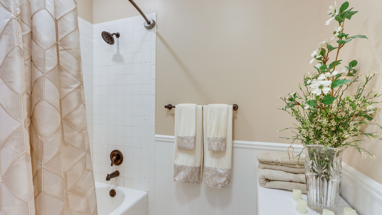 Photo of Bathroom in Camdenton