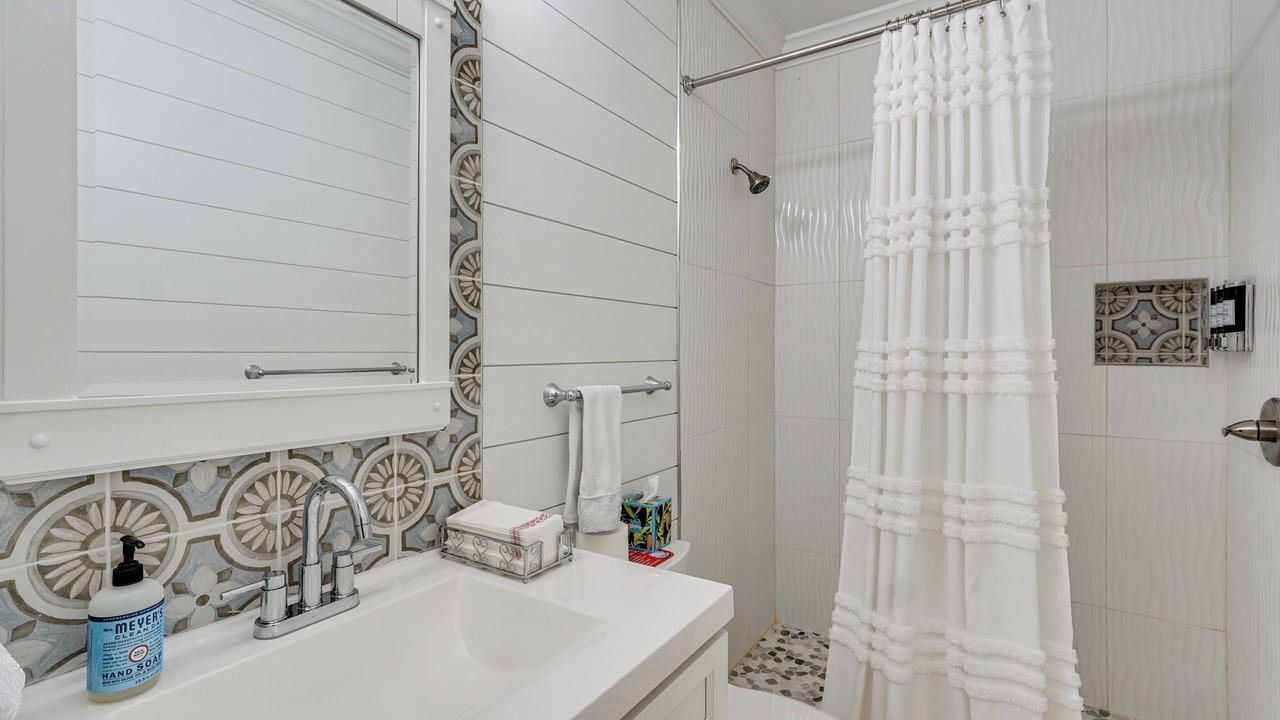 Photo of Bathroom in Camdenton