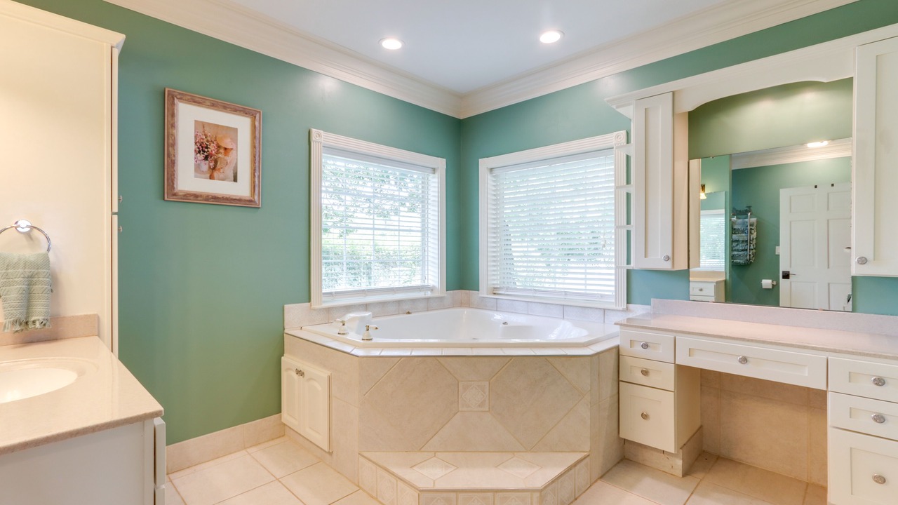 Photo of Bathroom in Camdenton