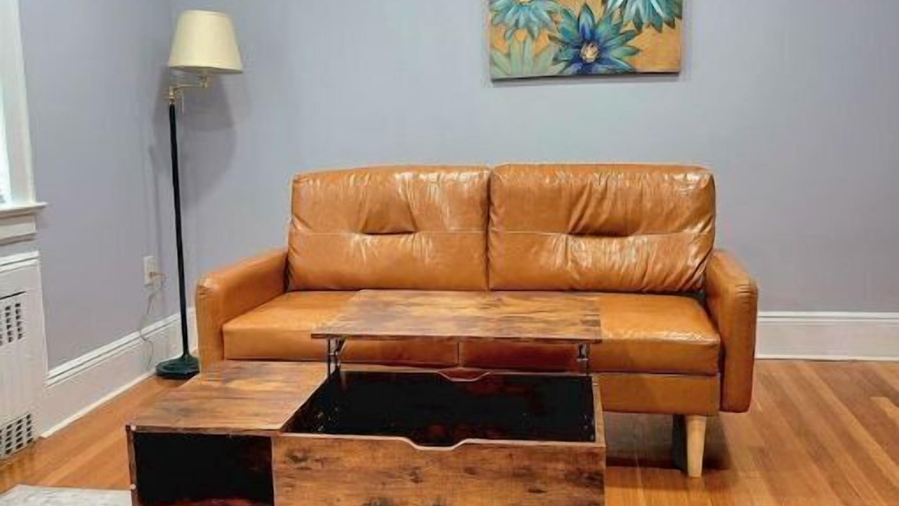 Photo of Livingroom in Rutherford