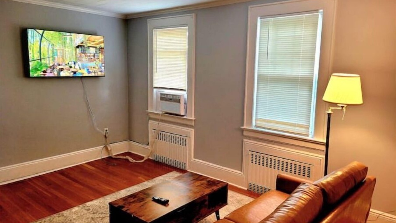 Photo of Livingroom in Rutherford