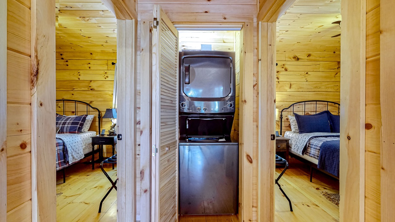 Photo of Bedroom in Hidden Lake