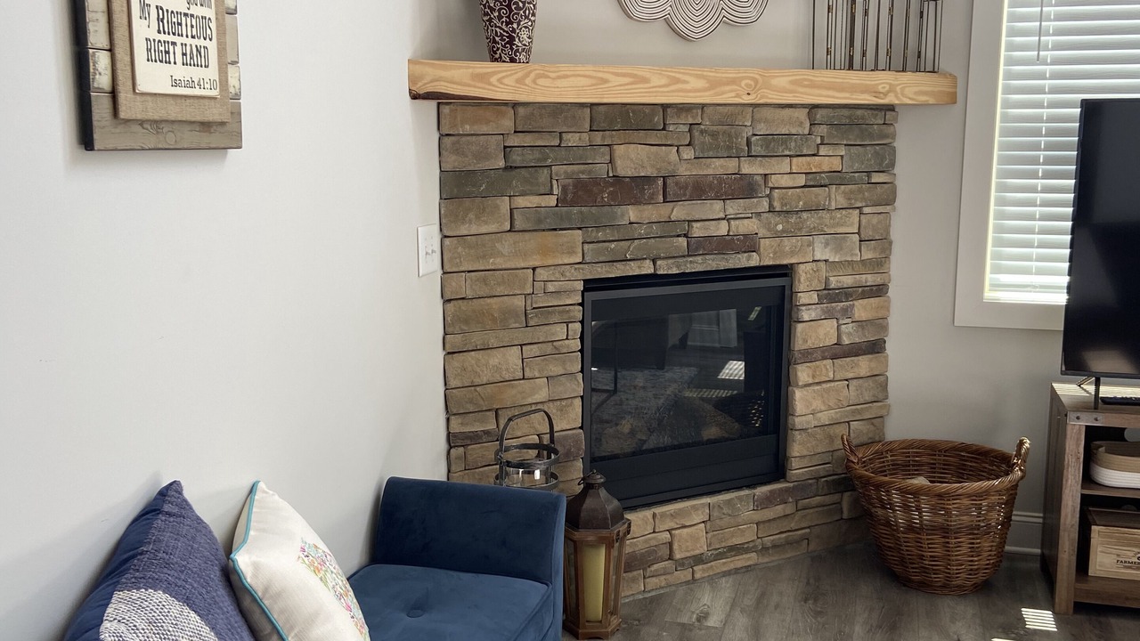 Photo of Livingroom in Clayton