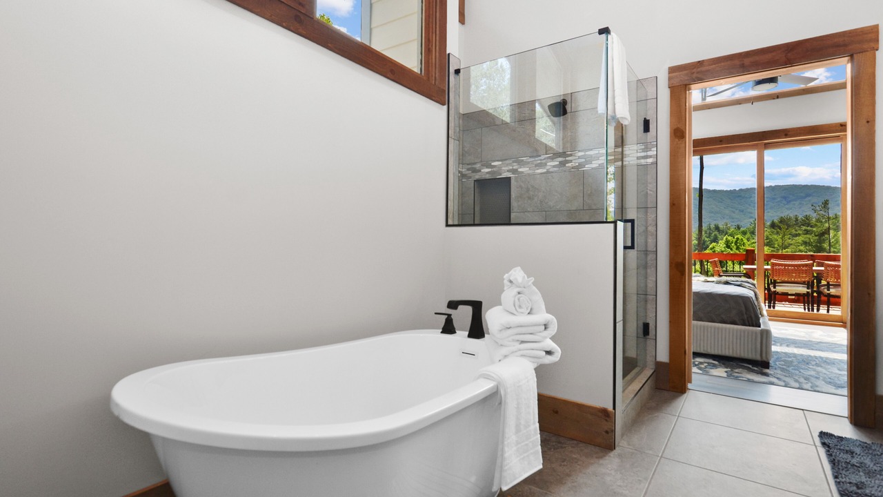 Photo of Bathroom in Ellijay