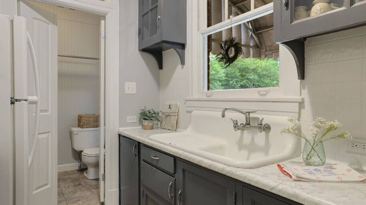 Photo of Bathroom in New Iberia