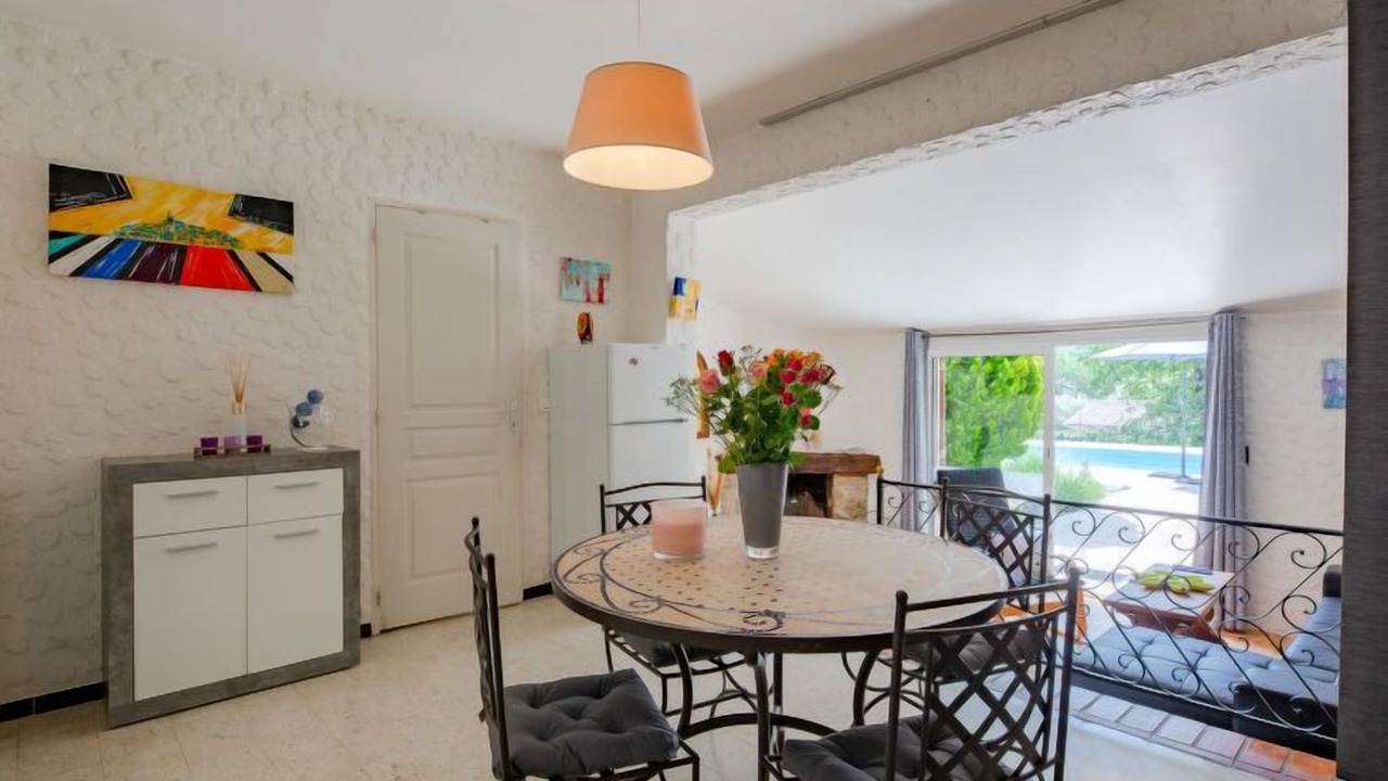 Photo of Bedroom in Saint-Cezaire-sur-Siagne