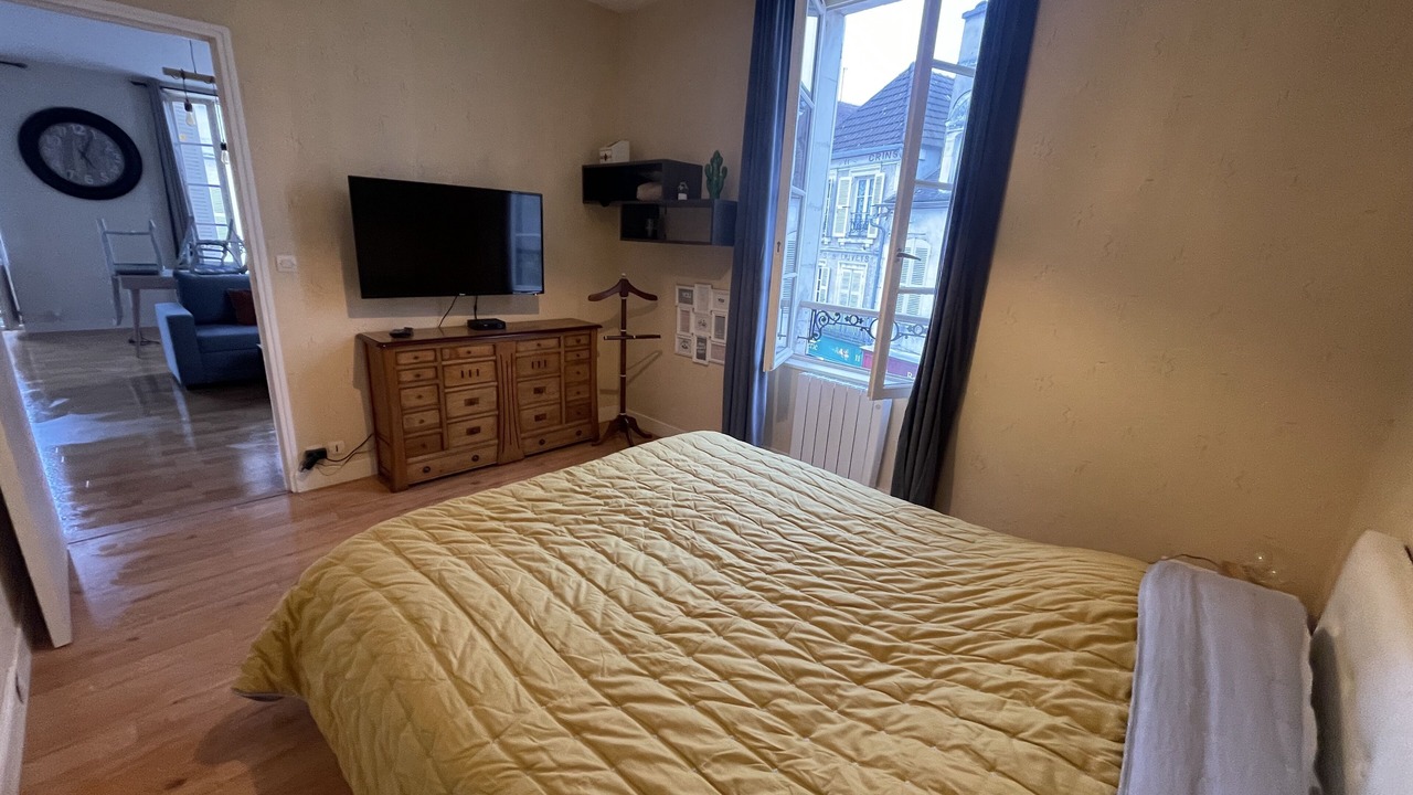 Photo of Bedroom in Saint-Bris-le-Vineux