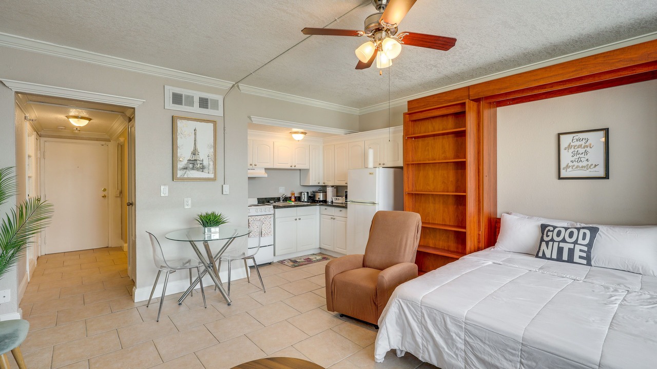 Photo of Bedroom in Downtown Jacksonville