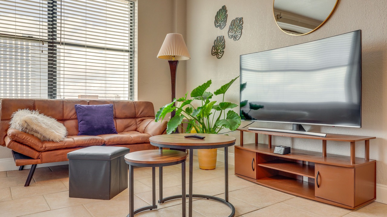 Photo of Livingroom in Downtown Jacksonville