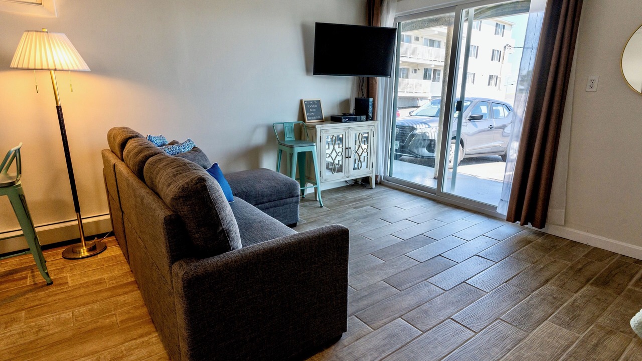 Photo of Livingroom in Hampton