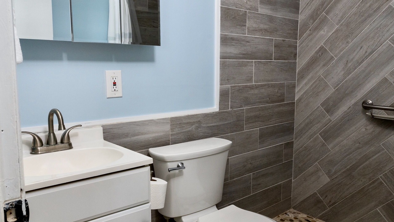 Photo of Bathroom in Hampton