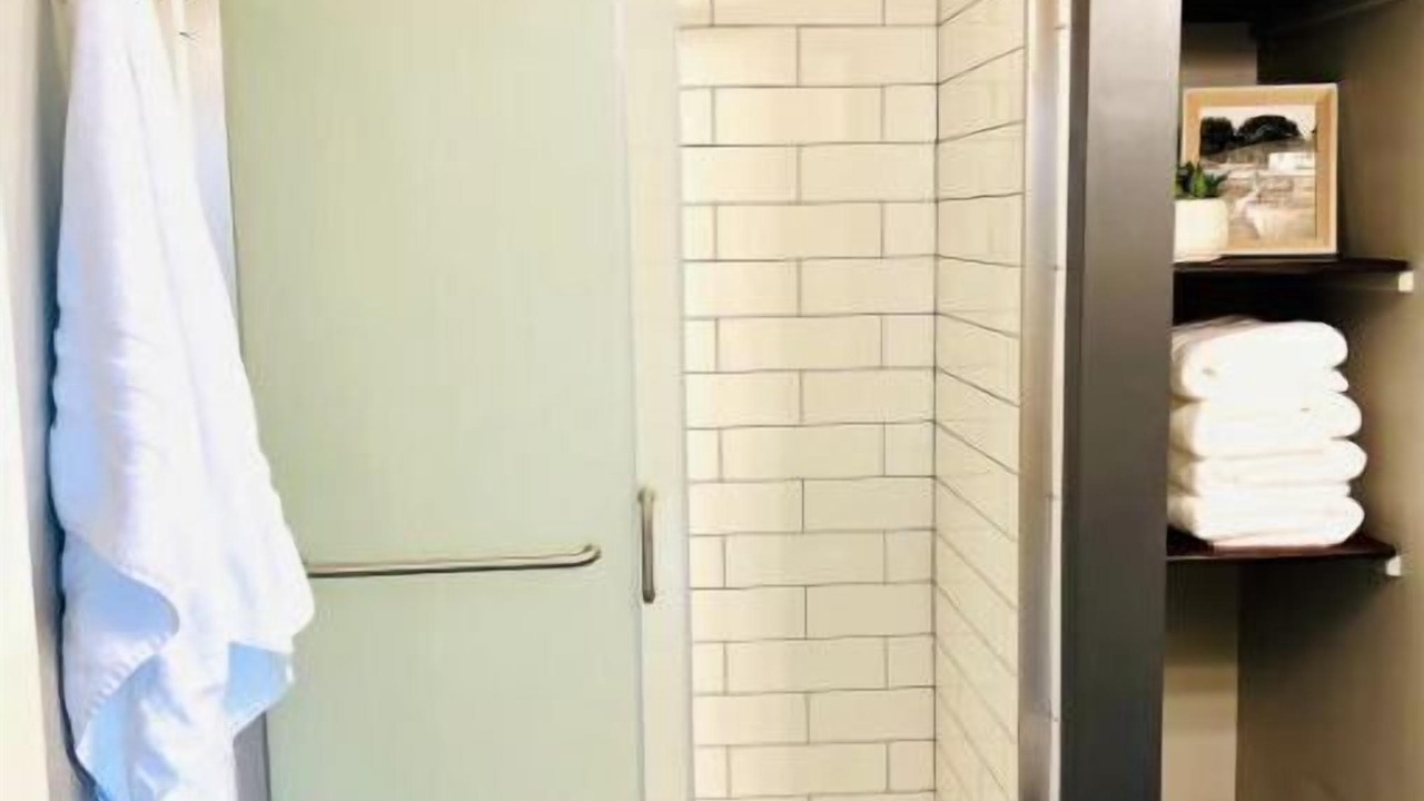 Photo of Bathroom in Kimberling City