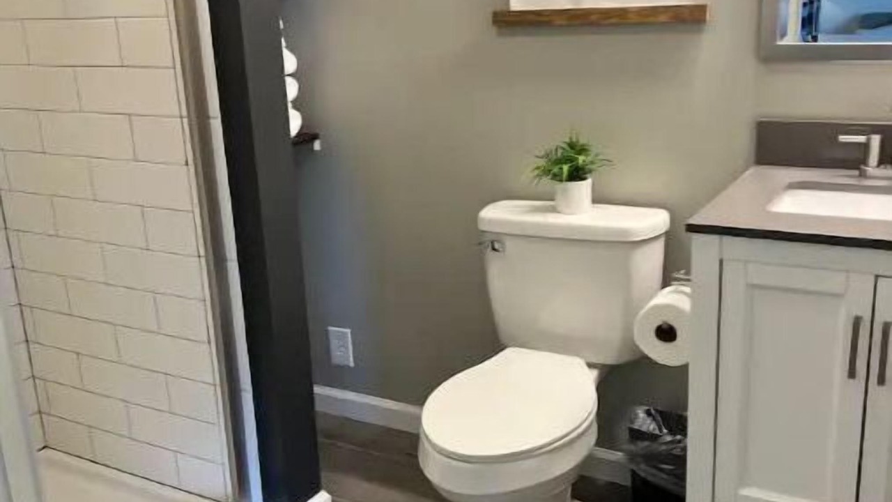 Photo of Bathroom in Kimberling City