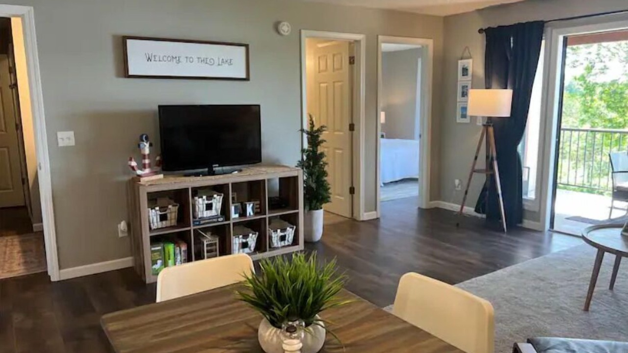 Photo of Bedroom in Kimberling City