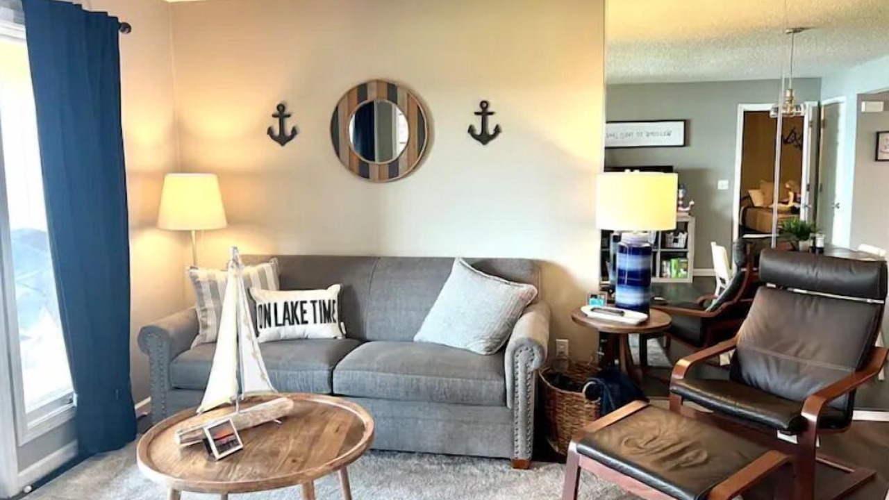 Photo of Livingroom in Kimberling City