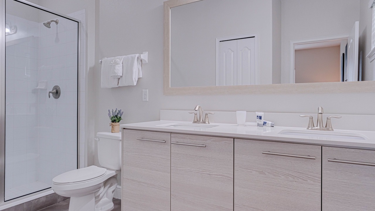 Photo of Bathroom in Haines City