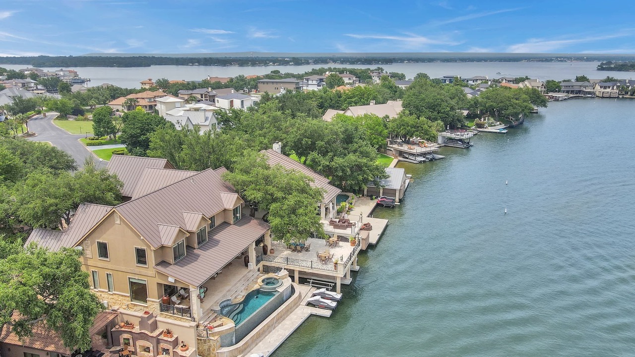Photo of Outdoor in Horseshoe Bay West