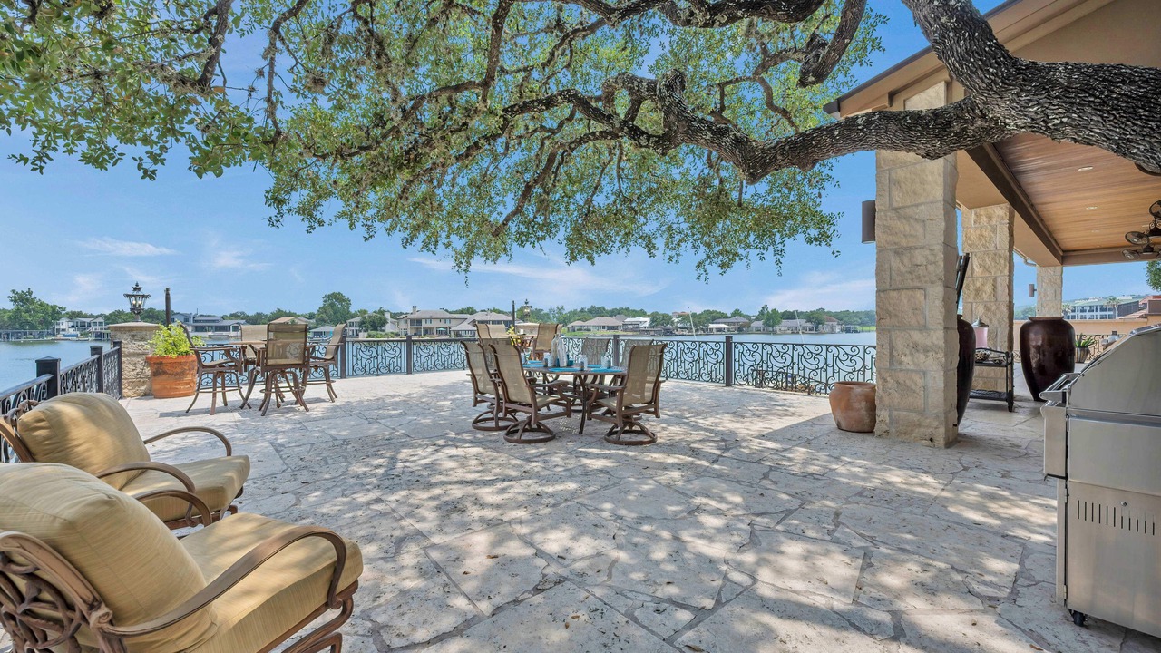 Photo of Outdoor in Horseshoe Bay West