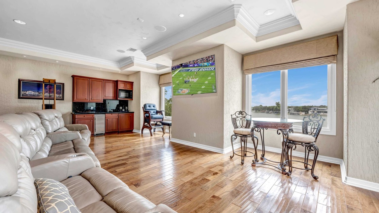 Photo of Bedroom in Horseshoe Bay West