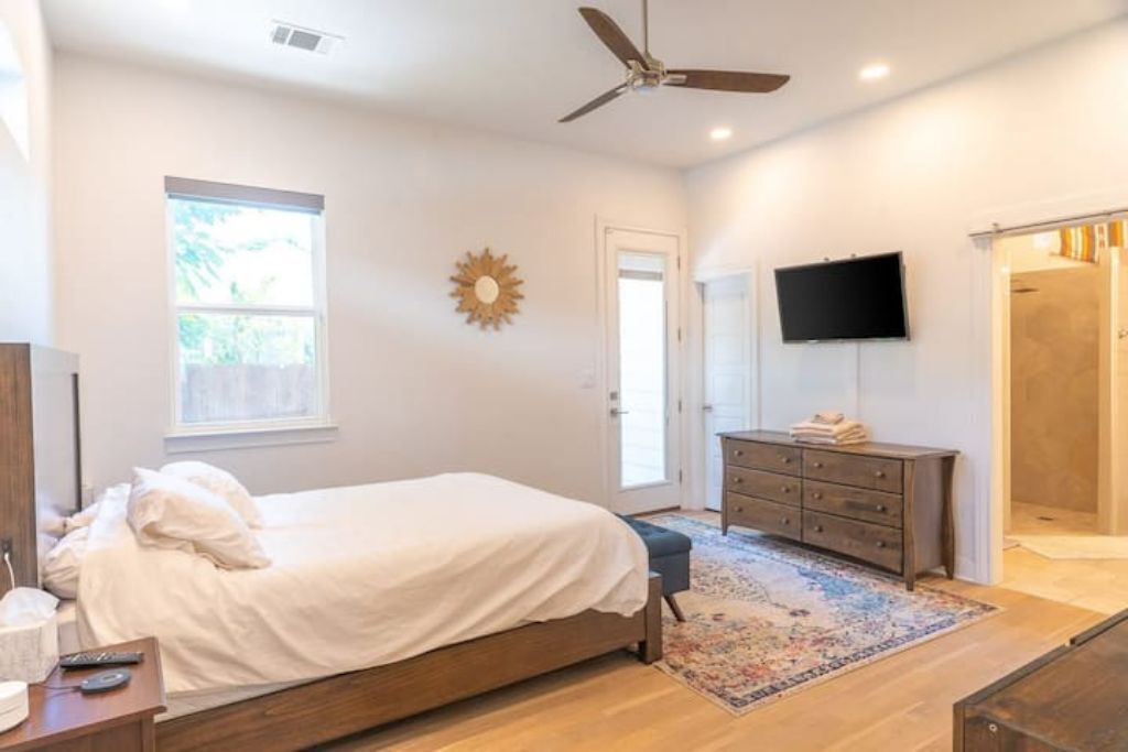 Photo of Bedroom in Southtown