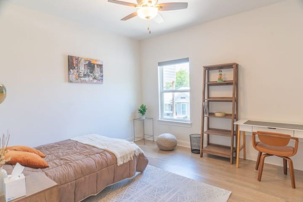 Photo of Bedroom in Southtown