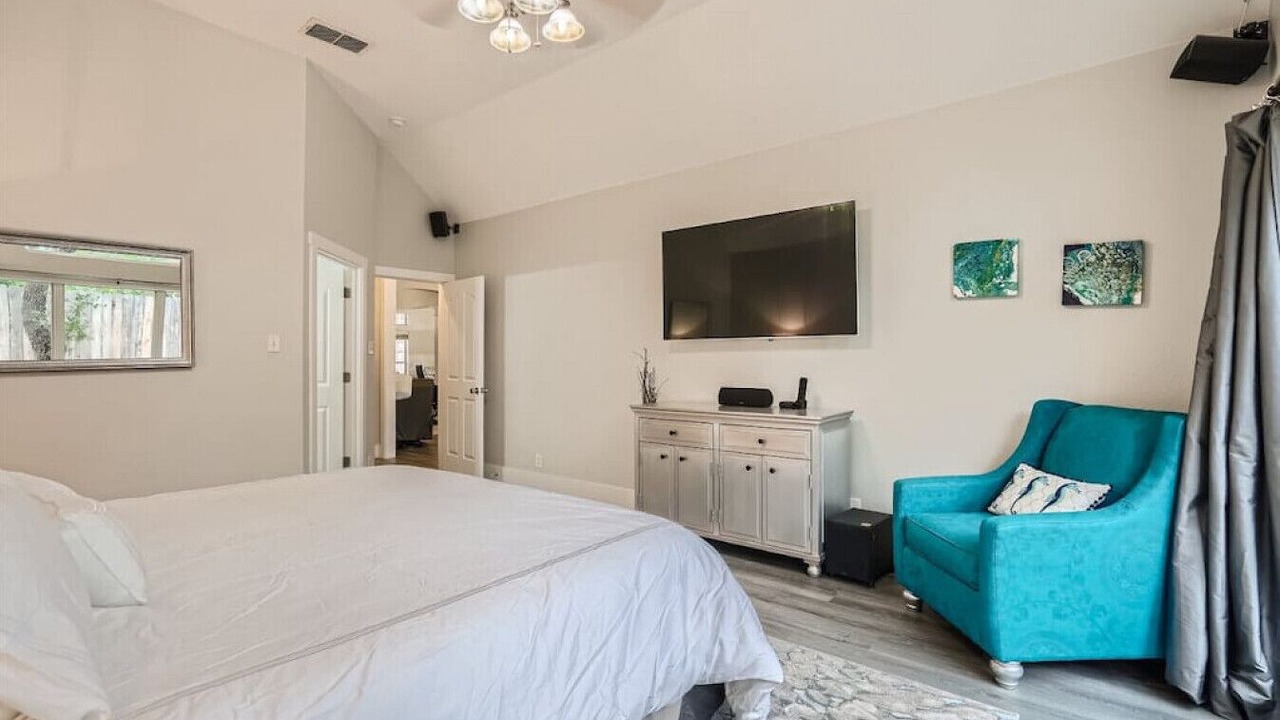 Photo of Bedroom in The Vineyard