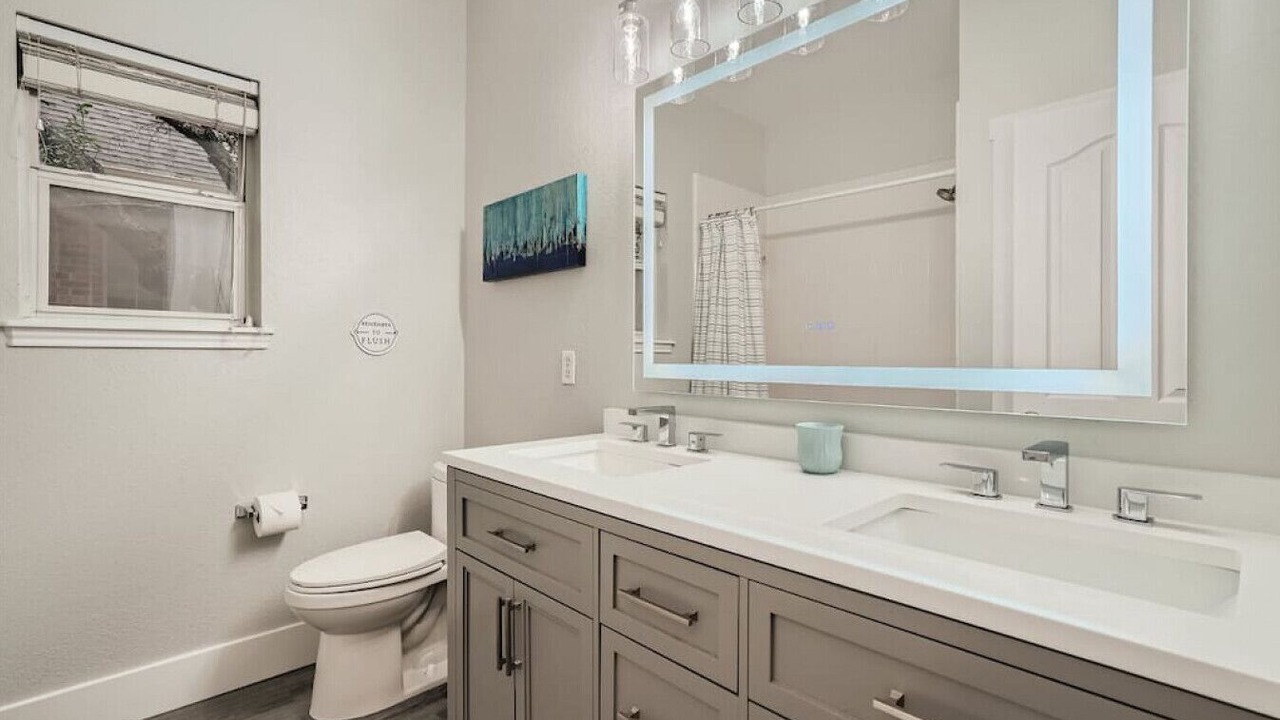 Photo of Bathroom in The Vineyard