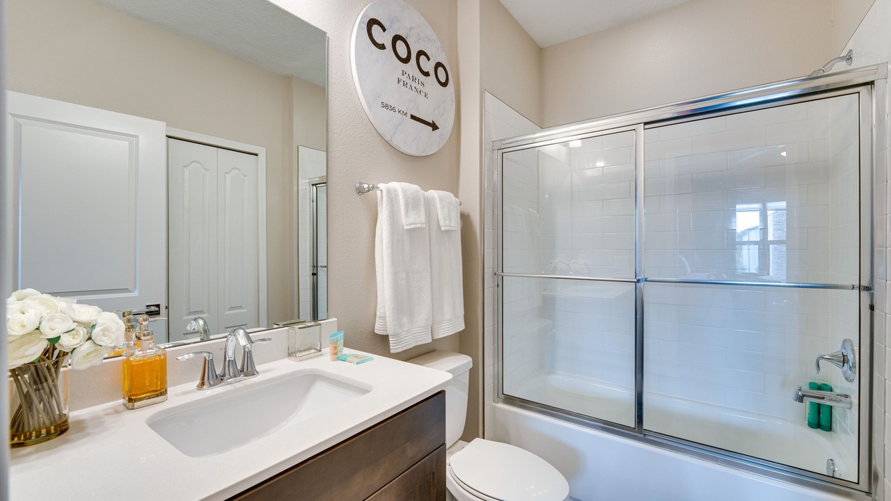 Photo of Bathroom in Loughman