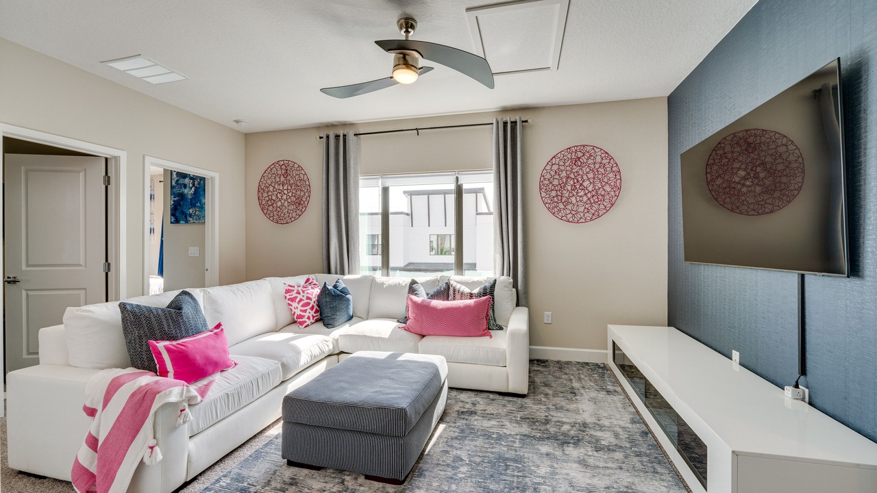 Photo of Livingroom in Loughman