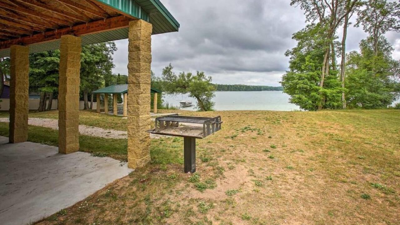 Photo of Others in Lake Ann
