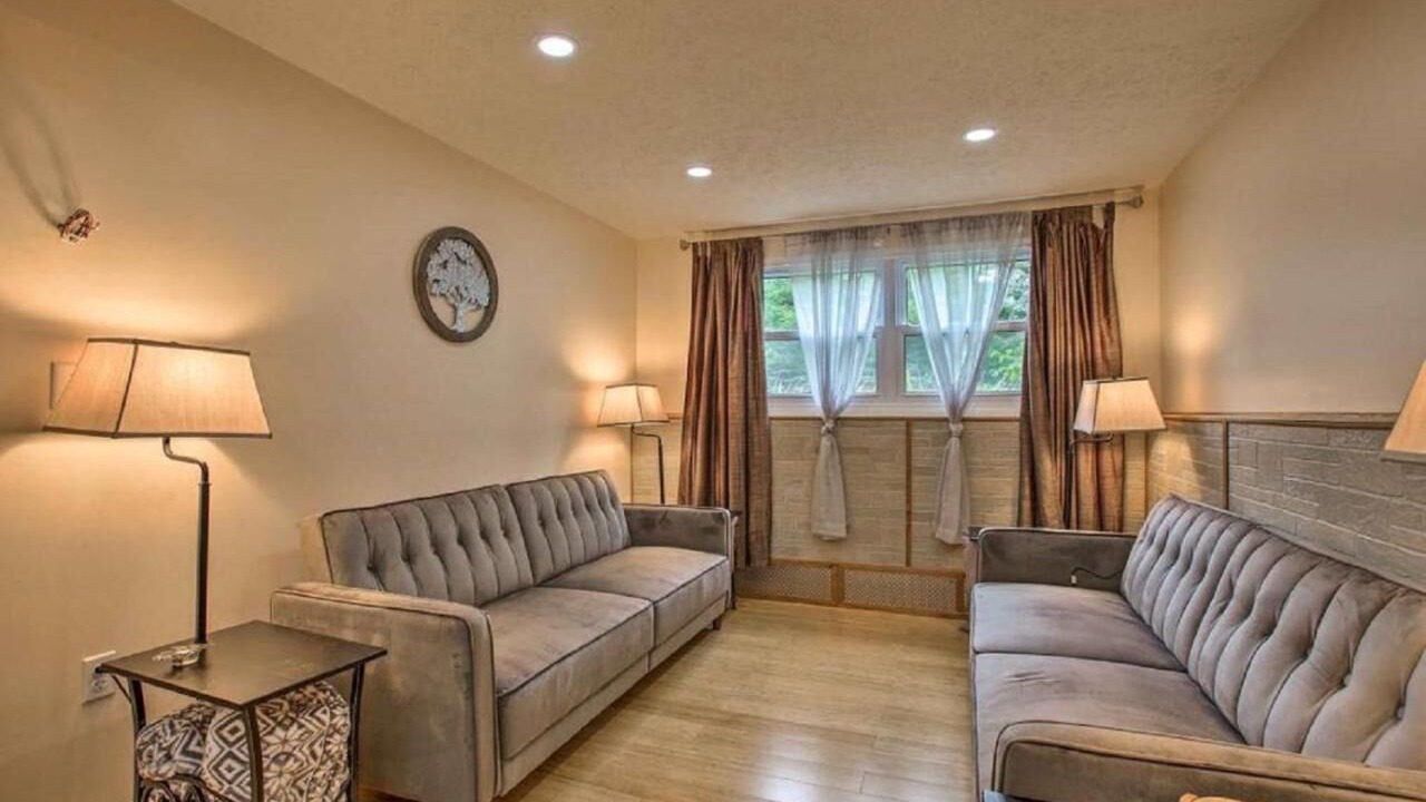 Photo of Livingroom in Lake Ann
