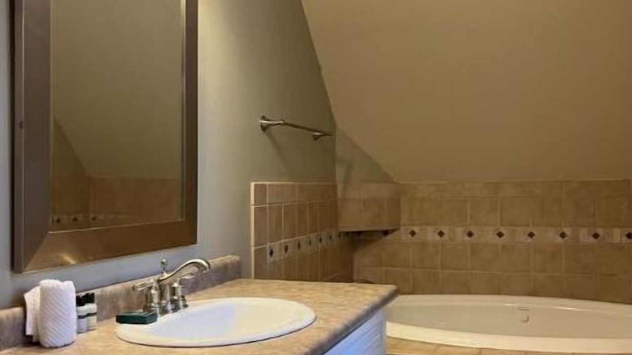 Photo of Bathroom in Cook Springs