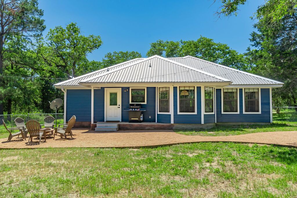 Photo of Outdoor in Lee County