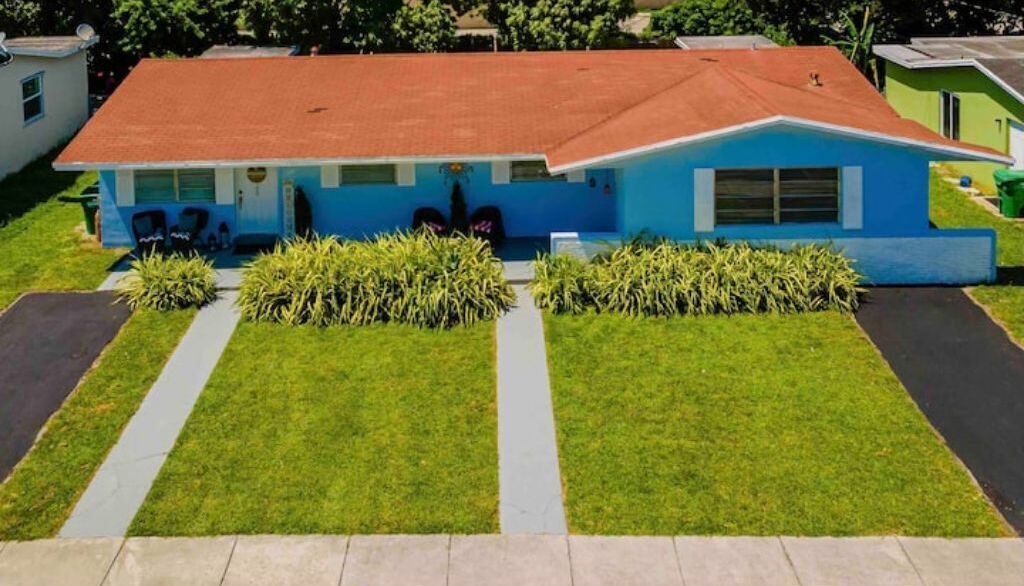Photo of Outdoor in North Miami