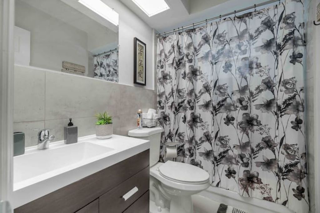 Photo of Bathroom in North Miami