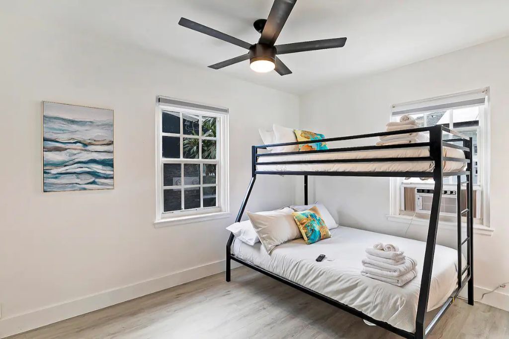Photo of Bedroom in South Palm Park Neighborhood Association