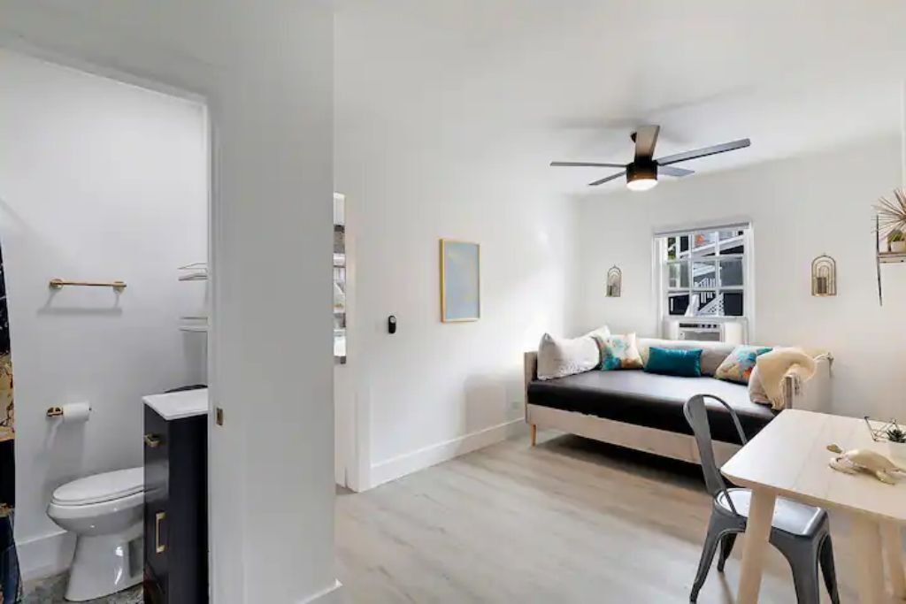 Photo of Livingroom in South Palm Park Neighborhood Association