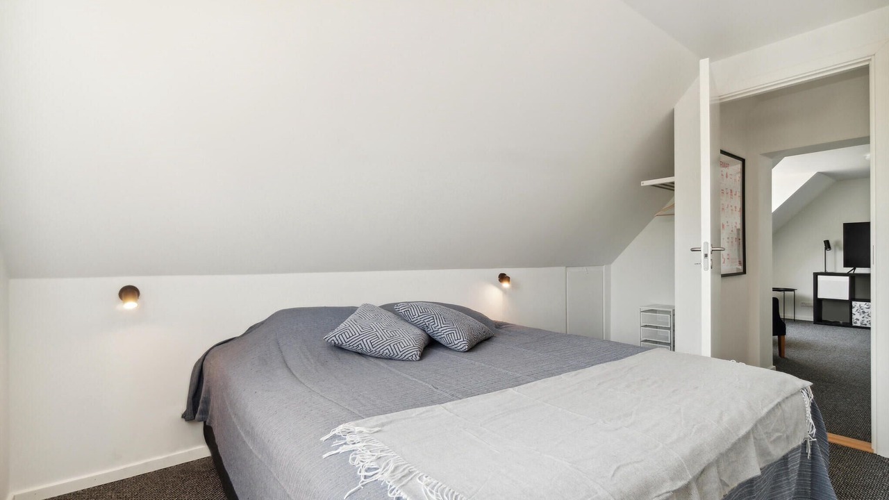 Photo of Others in Helligpeder