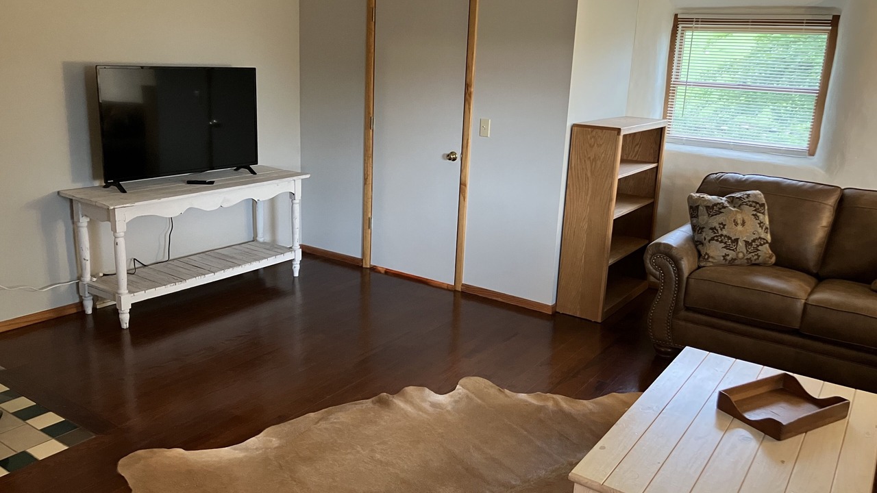 Photo of Livingroom in Kingston