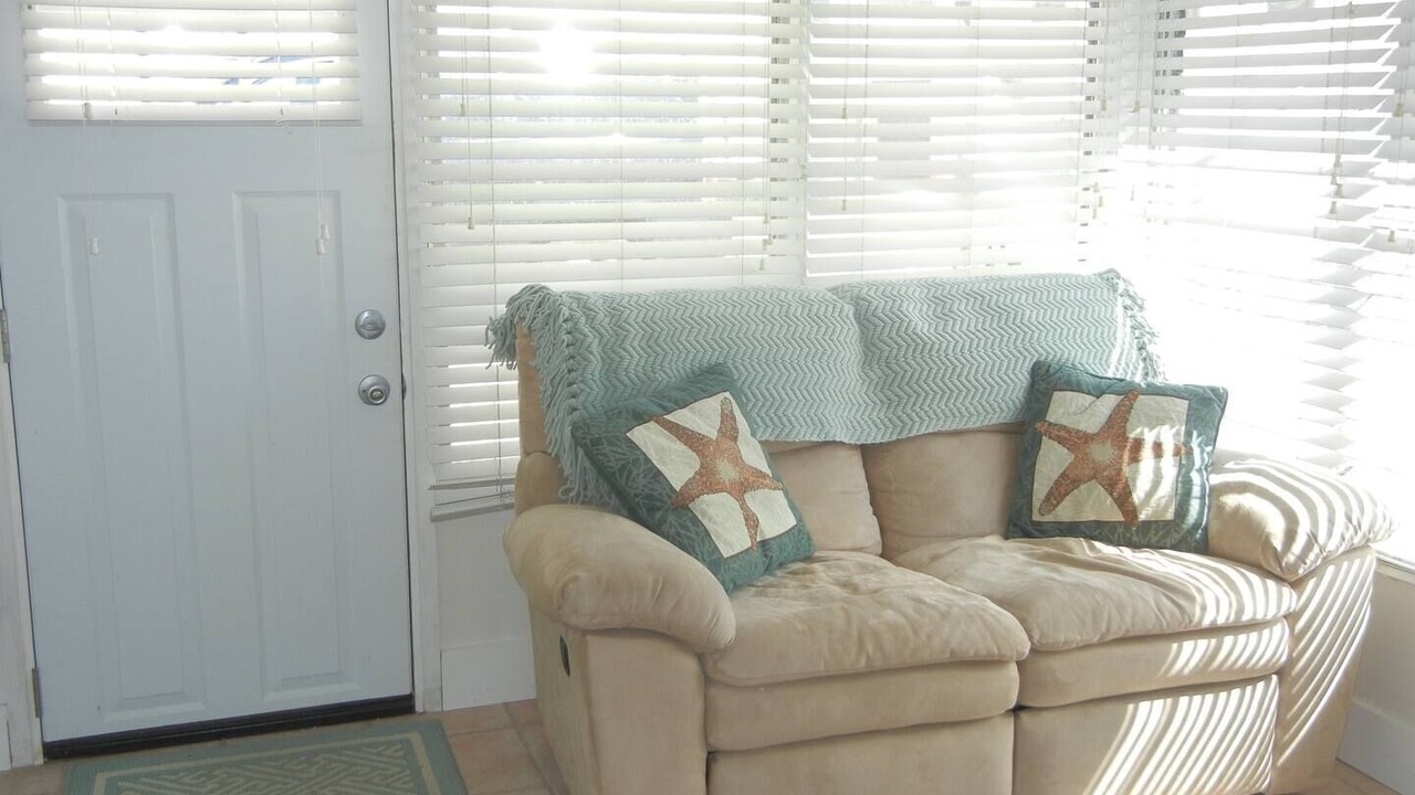 Photo of Livingroom in Ocean Beach I