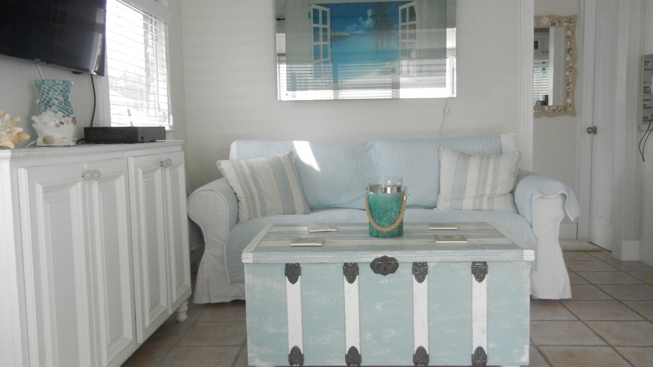 Photo of Livingroom in Ocean Beach I