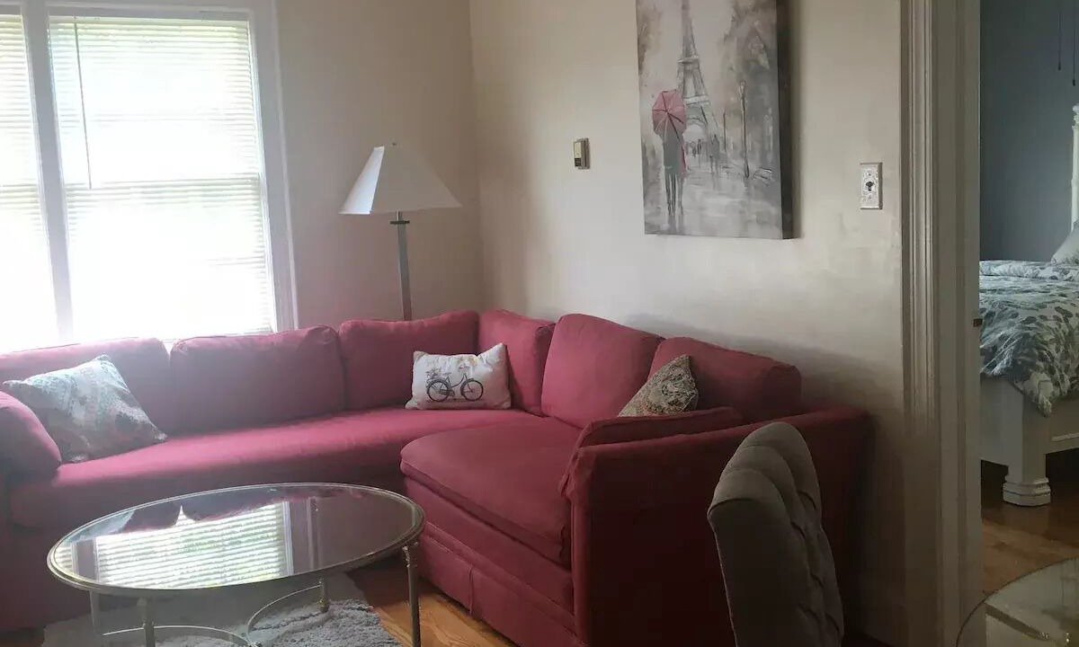 Photo of Livingroom in Roanoke