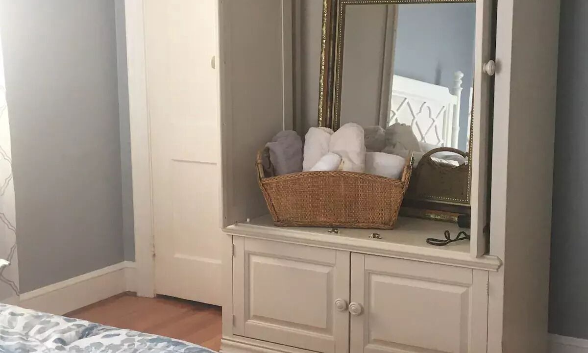 Photo of Bedroom in Roanoke