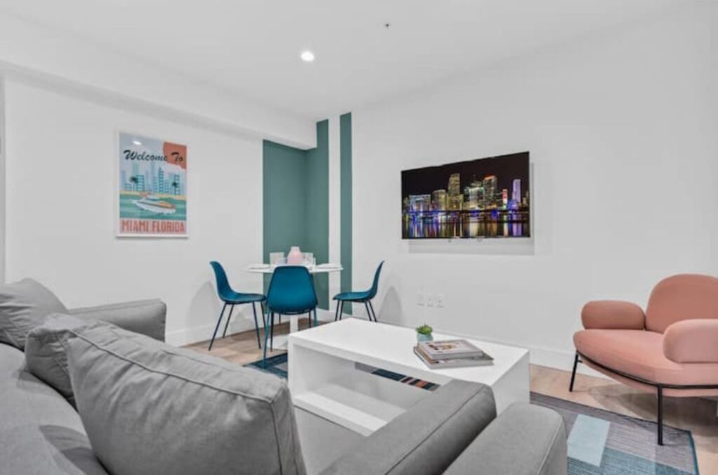 Photo of Livingroom in West Avenue