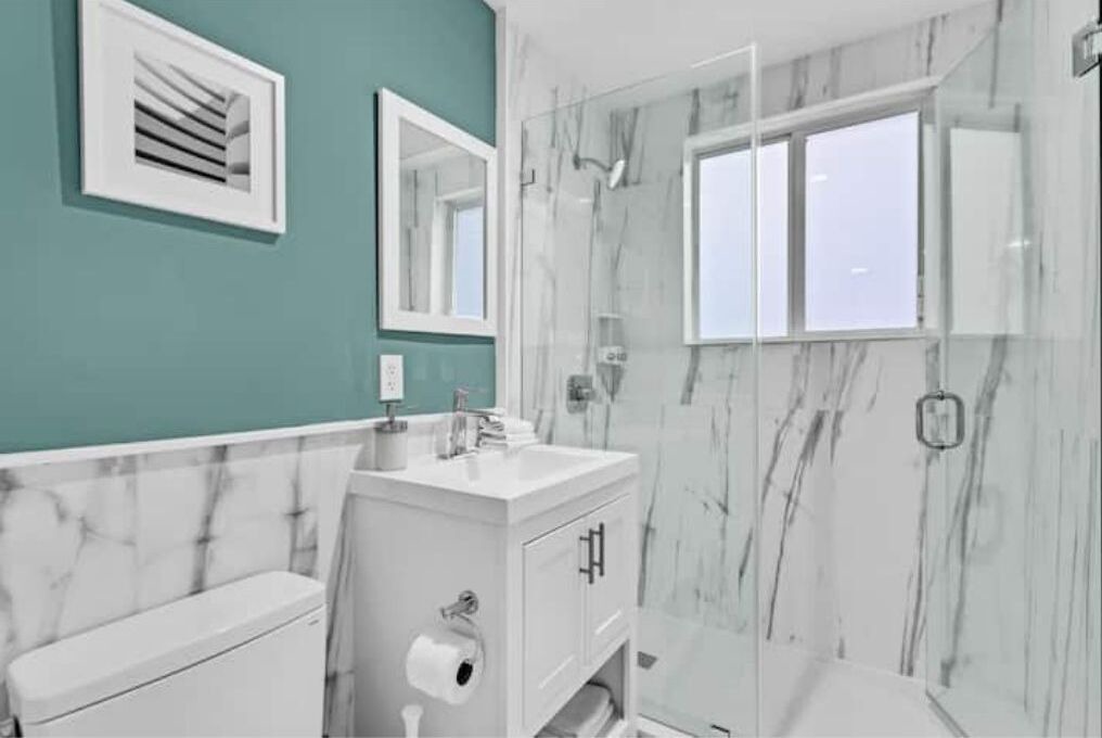 Photo of Bathroom in West Avenue