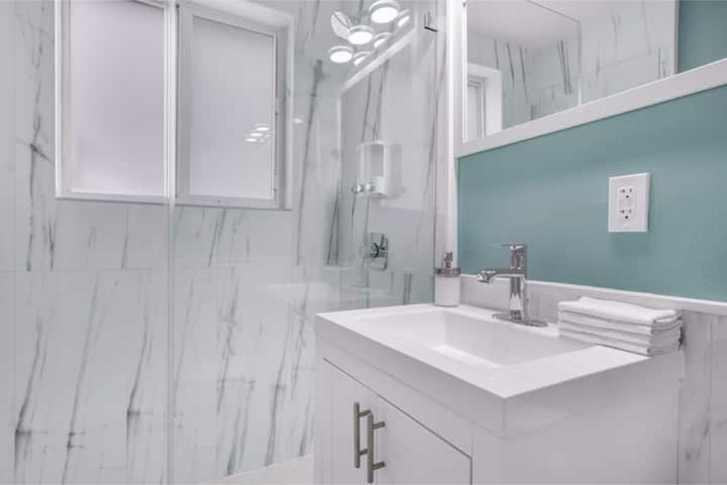Photo of Bathroom in West Avenue